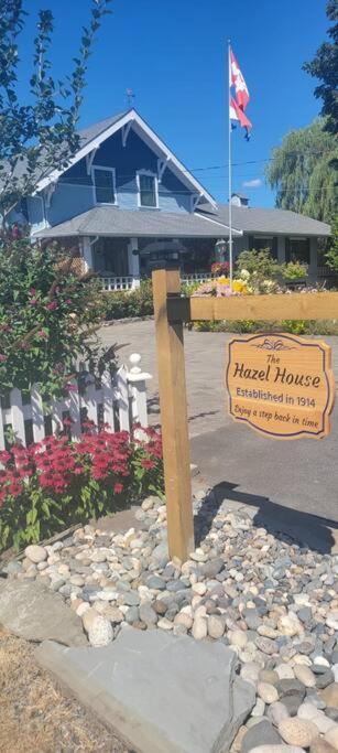 The Hazelhouse Bed and Breakfast Chilliwack Buitenkant foto
